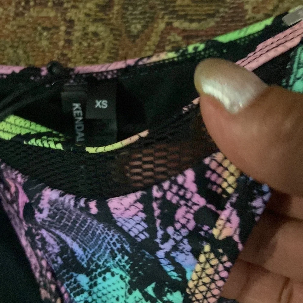kendal + kylie triangle mesh bikini top medium bottom xs